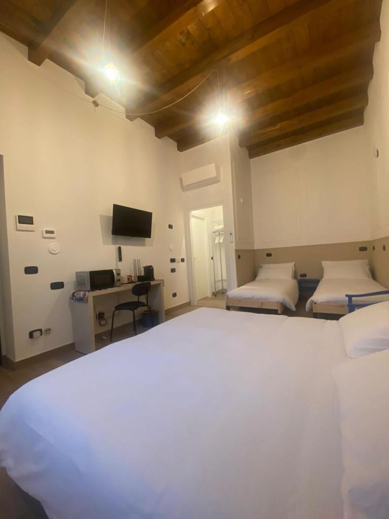 Center'S Rooms Garlasco City Haven المظهر الخارجي الصورة